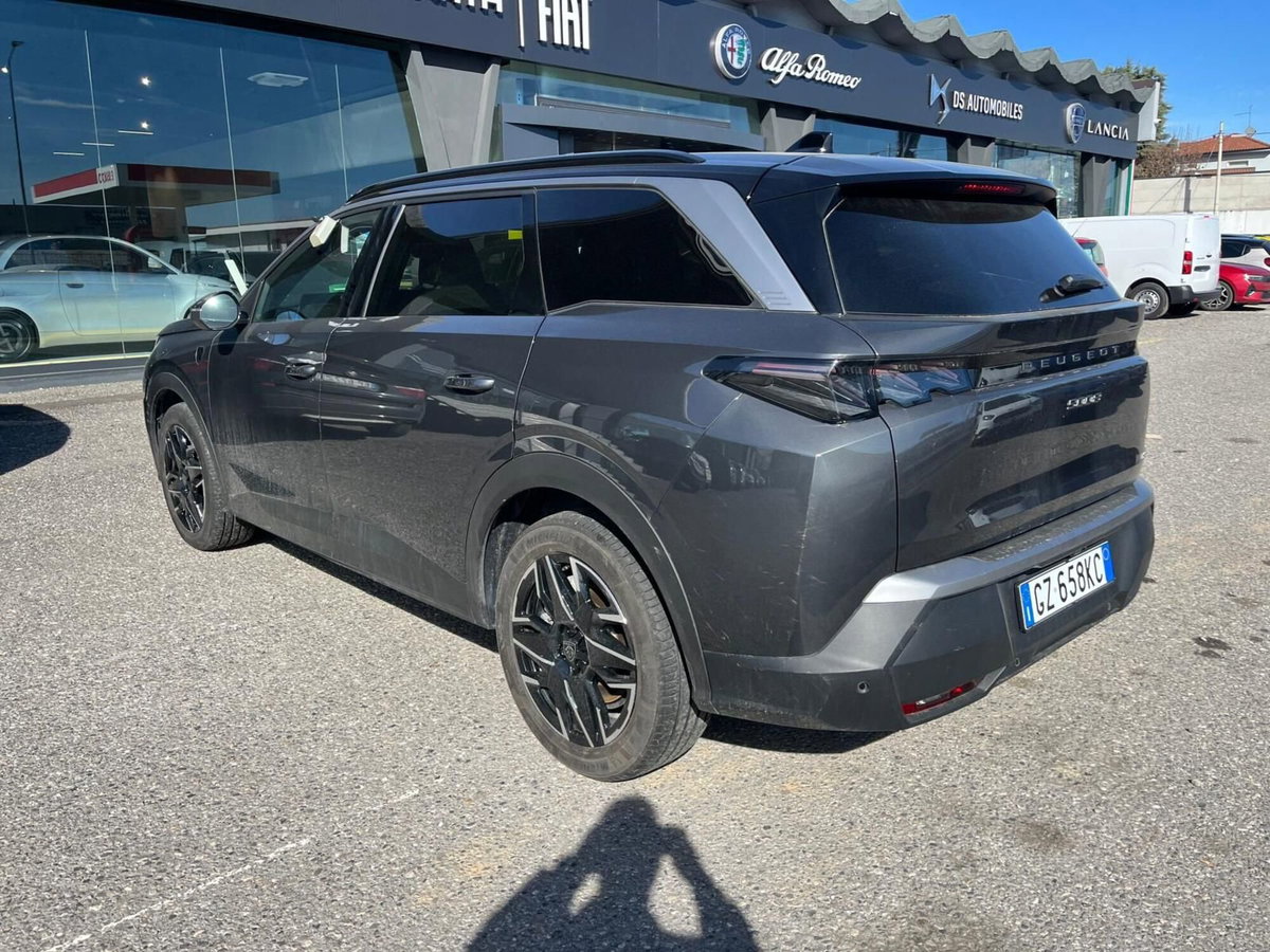Peugeot 5008 1.2 hybrid GT 145cv 7p.ti e-dcs6 (5)