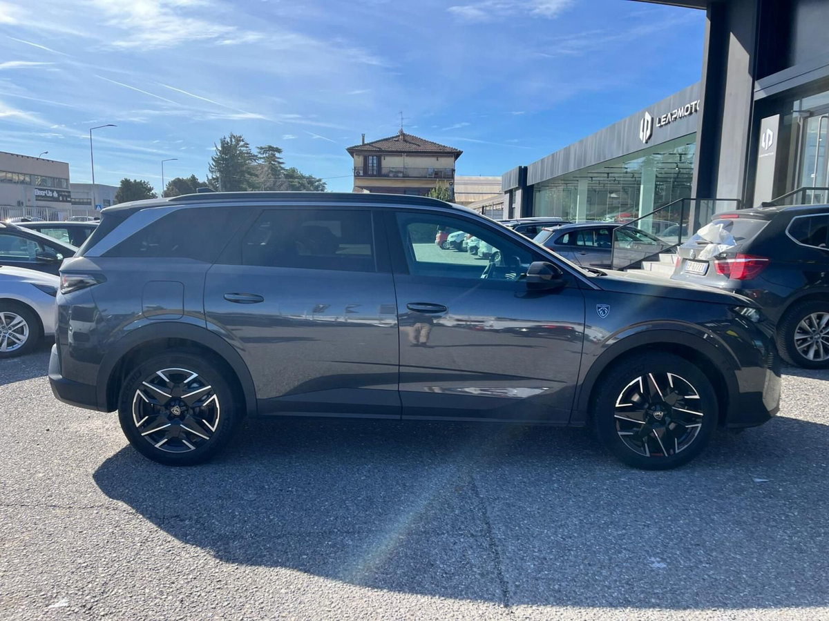 Peugeot 5008 1.2 hybrid GT 145cv 7p.ti e-dcs6 (6)