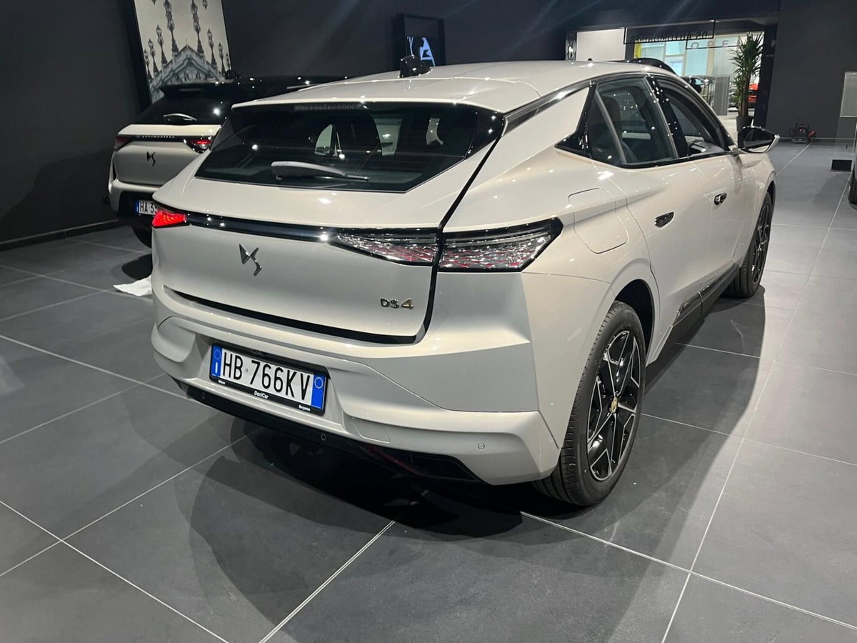 Ds DS 4 1.5 bluehdi Edition France 130cv auto (8)