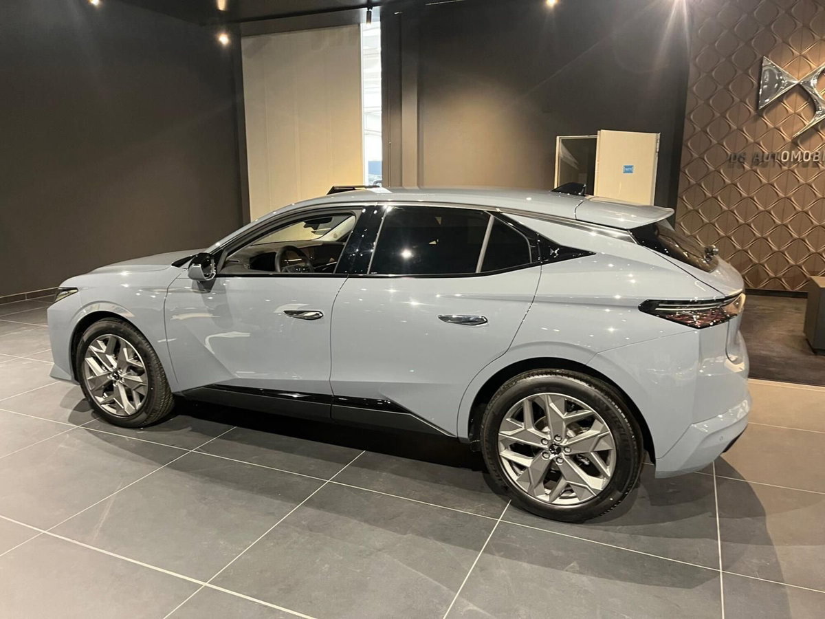 Ds DS 4 1.5 bluehdi Pallas 130cv auto (5)