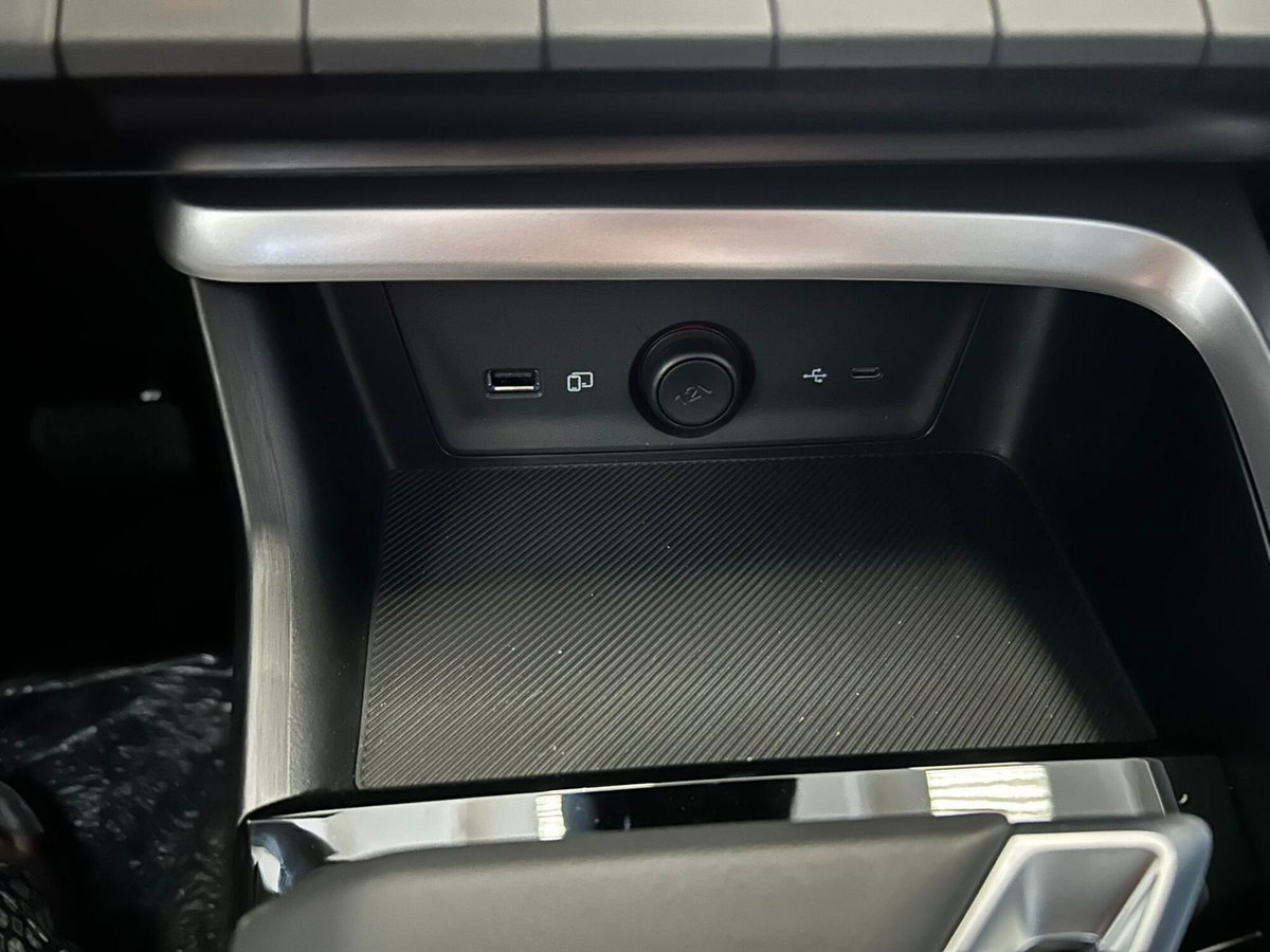 Mg ZS 1.5 hybrid+ Luxury auto (17)