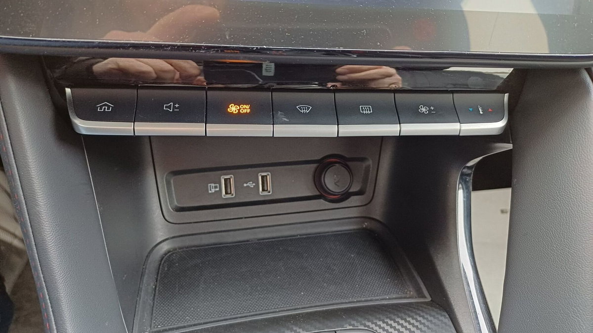 Mg ZS ZS 1.0 Luxury auto (15)