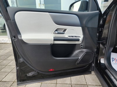 Mercedes-Benz GLB 220 d Automatic Sport (19)