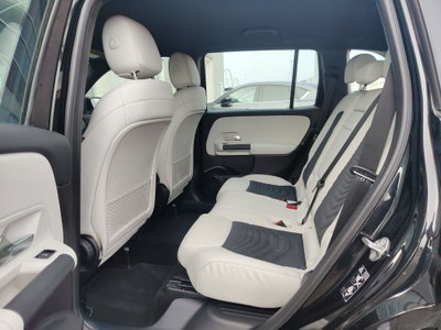 Mercedes-Benz GLB 220 d Automatic Sport (4)