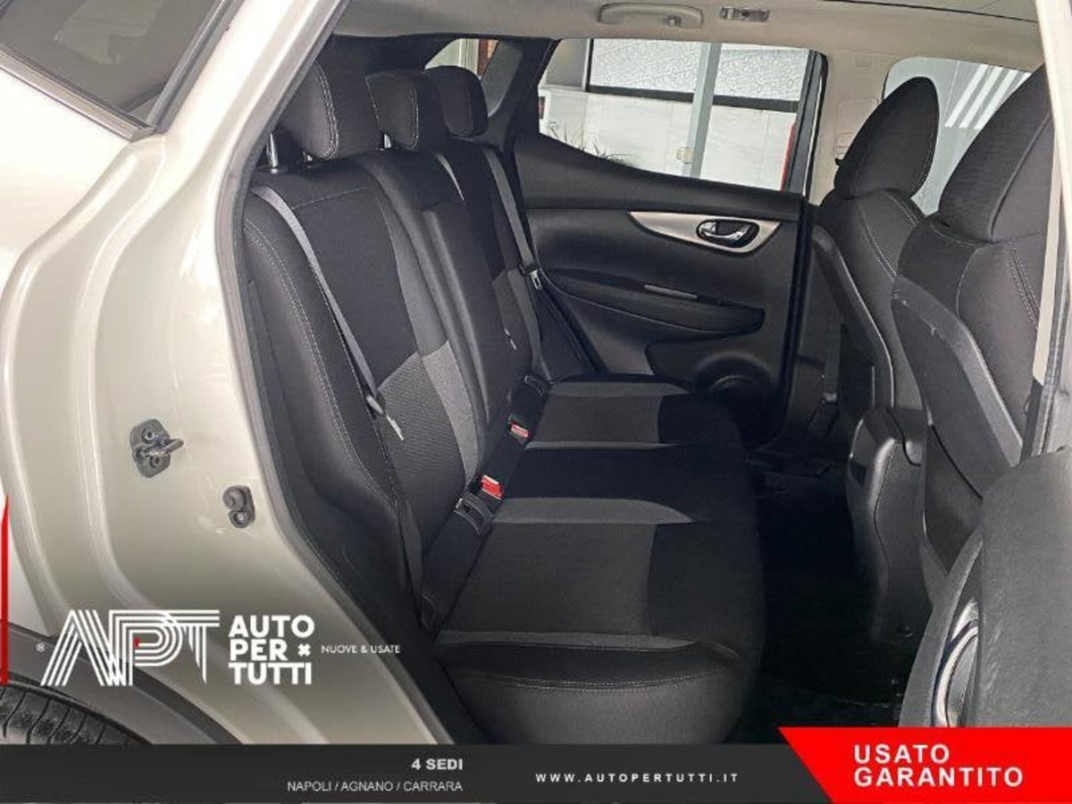 Nissan Qashqai 1.5 dCi 115 CV DCT N-Connecta (18)