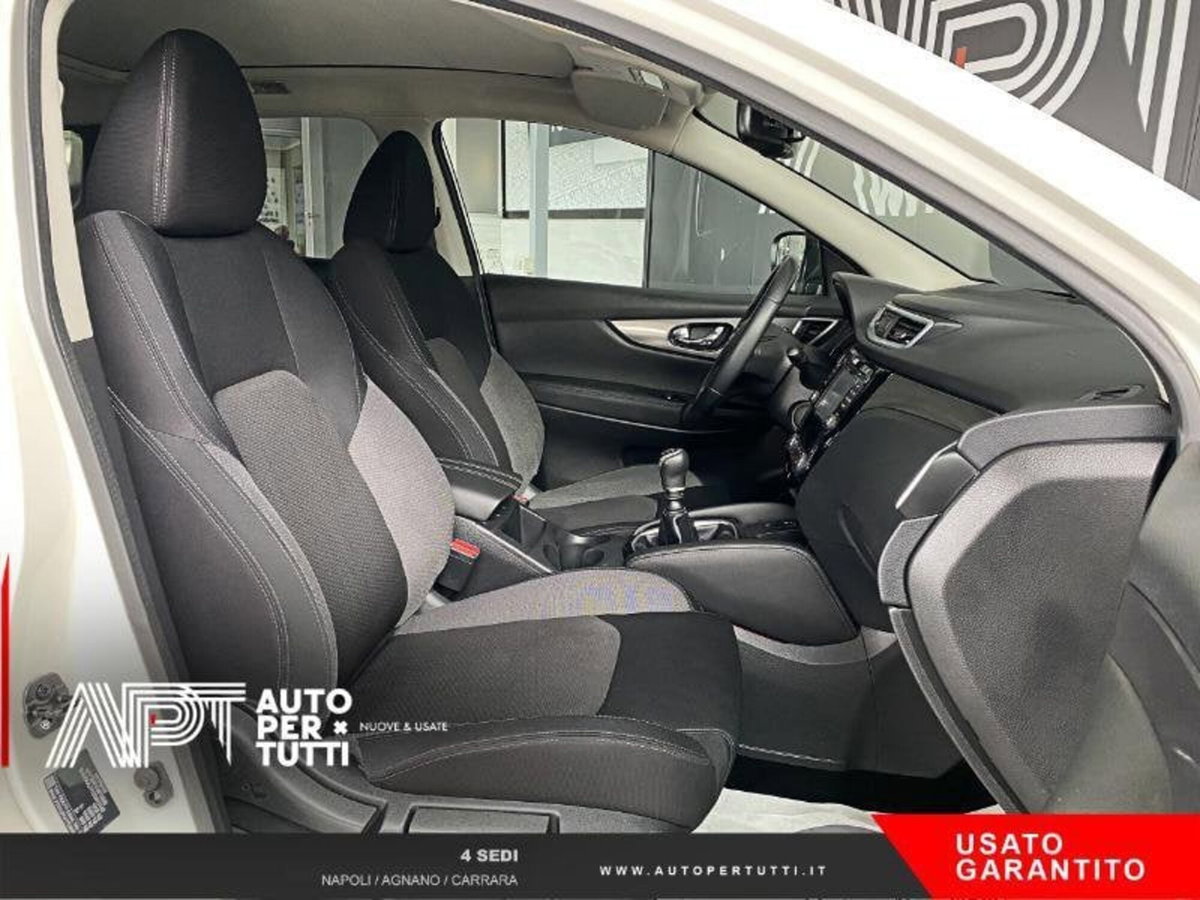 Nissan Qashqai 1.5 dCi 115 CV DCT N-Connecta (19)