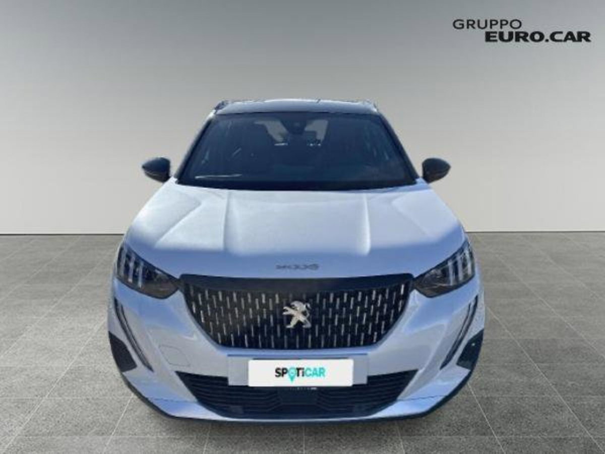 Peugeot 2008 BlueHDi 130 S&S EAT8 GT Pack (2)