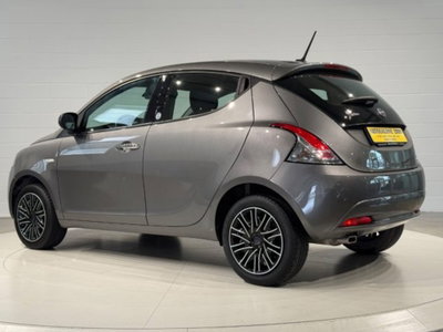 Lancia Ypsilon 1.2 69 CV 5 porte GPL Ecochic Gold (3)