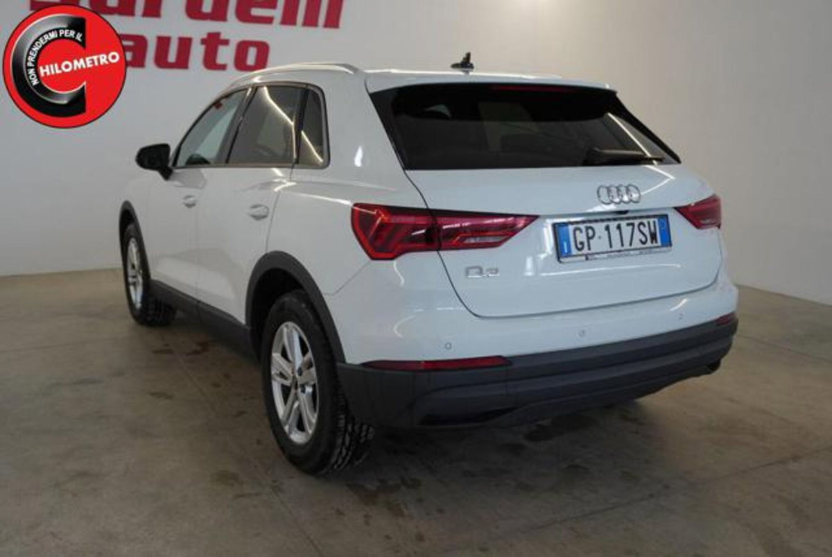 Audi Q3 35 TDI quattro S tronic Business (5)