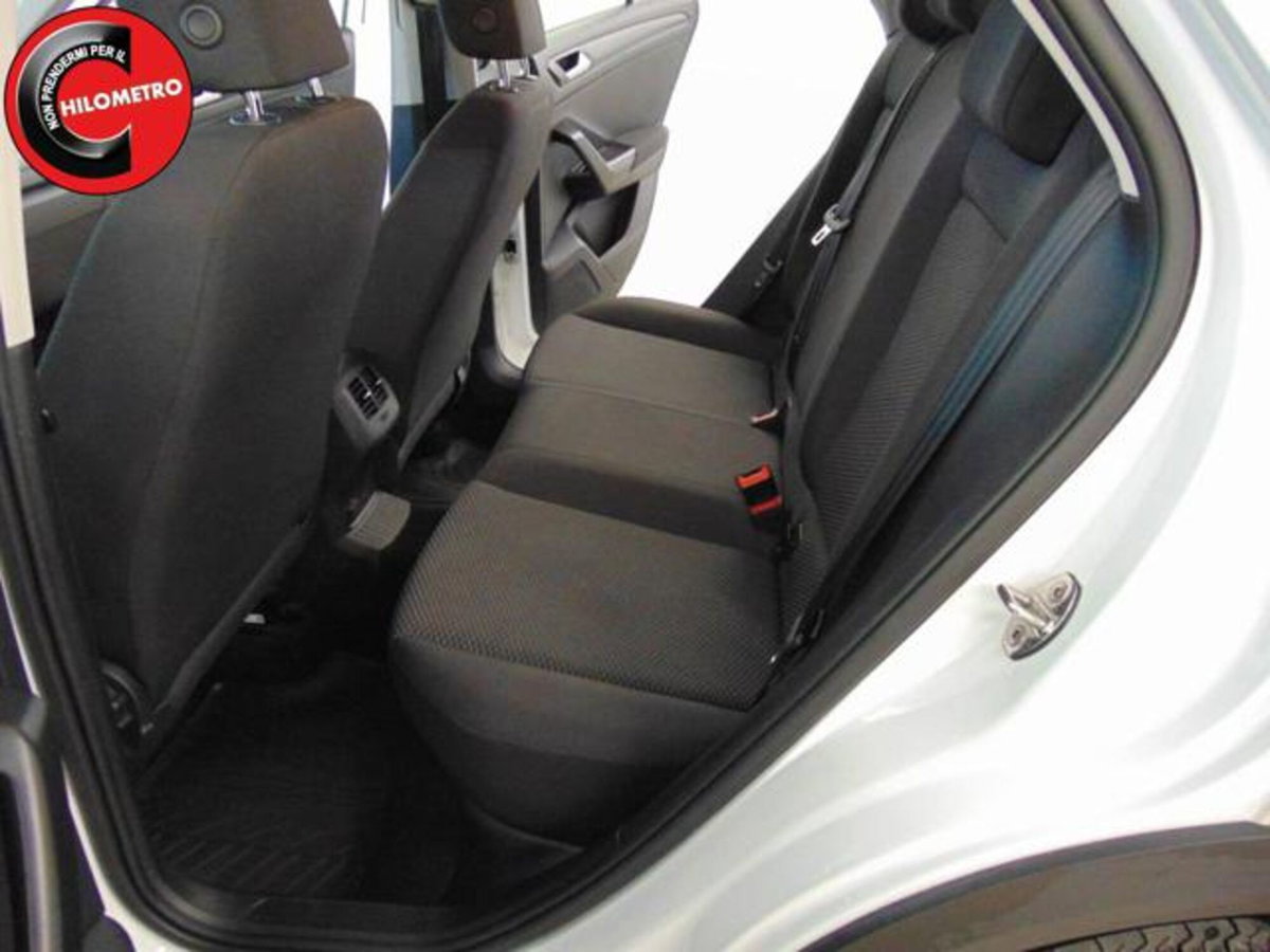 Volkswagen T-Roc 1.0 TSI 115 CV Advanced BlueMotion Technology (5)