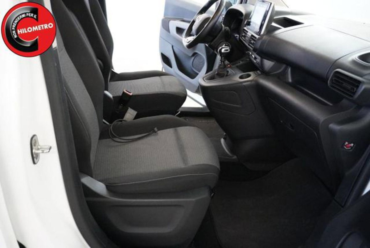 Toyota Proace City Verso City Verso 1.5D 130 CV S&S Long D Executive (10)