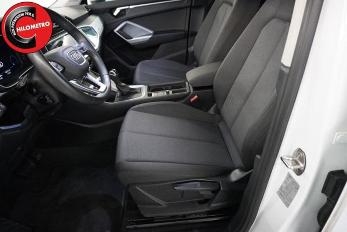 Audi Q3 Sportback 35 TDI quattro S tronic Business Plus (7)