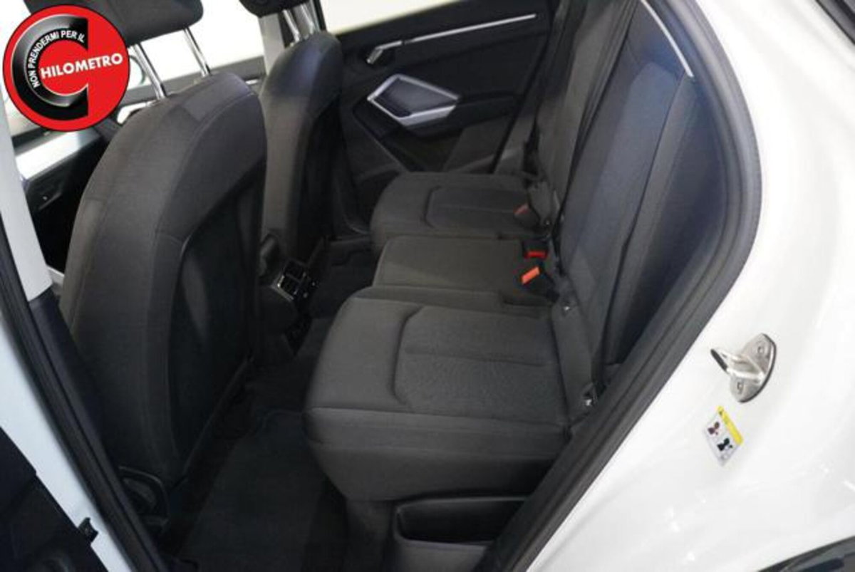 Audi Q3 Sportback 35 TDI quattro S tronic Business Plus (8)