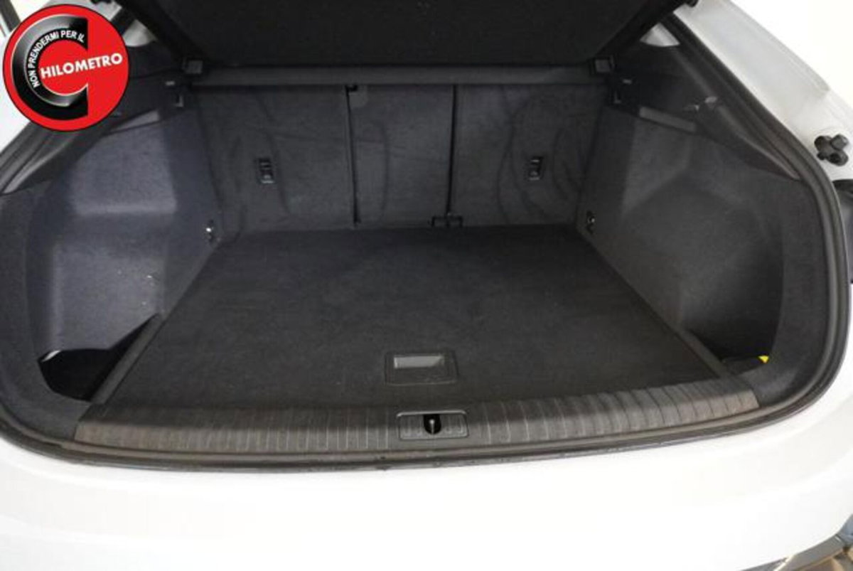 Audi Q3 Sportback 35 TDI quattro S tronic Business Plus (9)