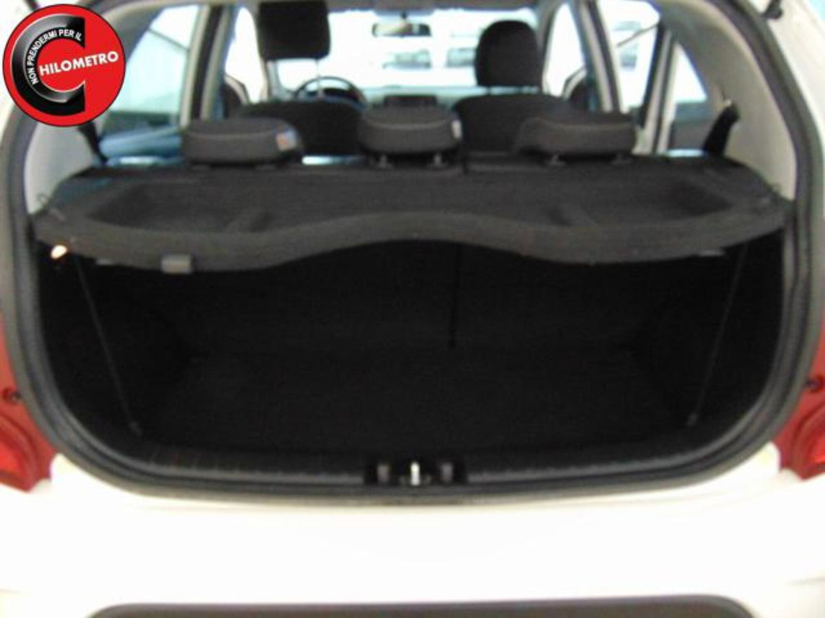 Kia Picanto 1.0 12V 5 porte Active (6)
