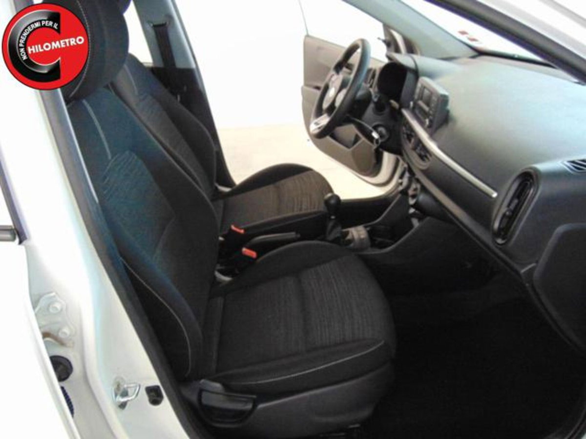 Kia Picanto 1.0 12V 5 porte Active (8)