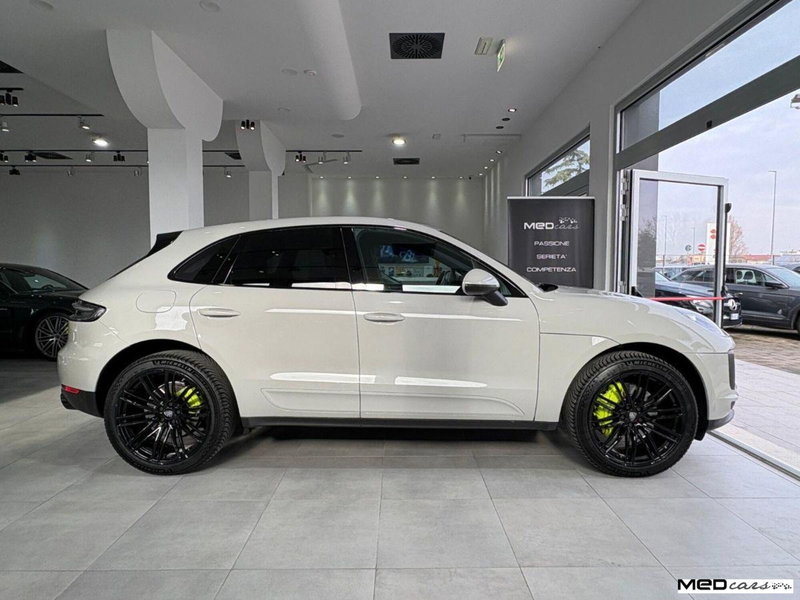 Porsche Macan S