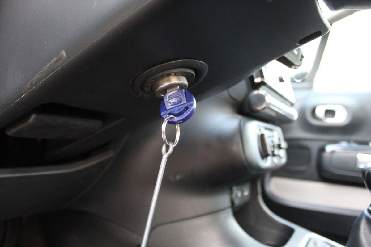 Citroen C3 BlueHDi 75 S&S Shine (10)