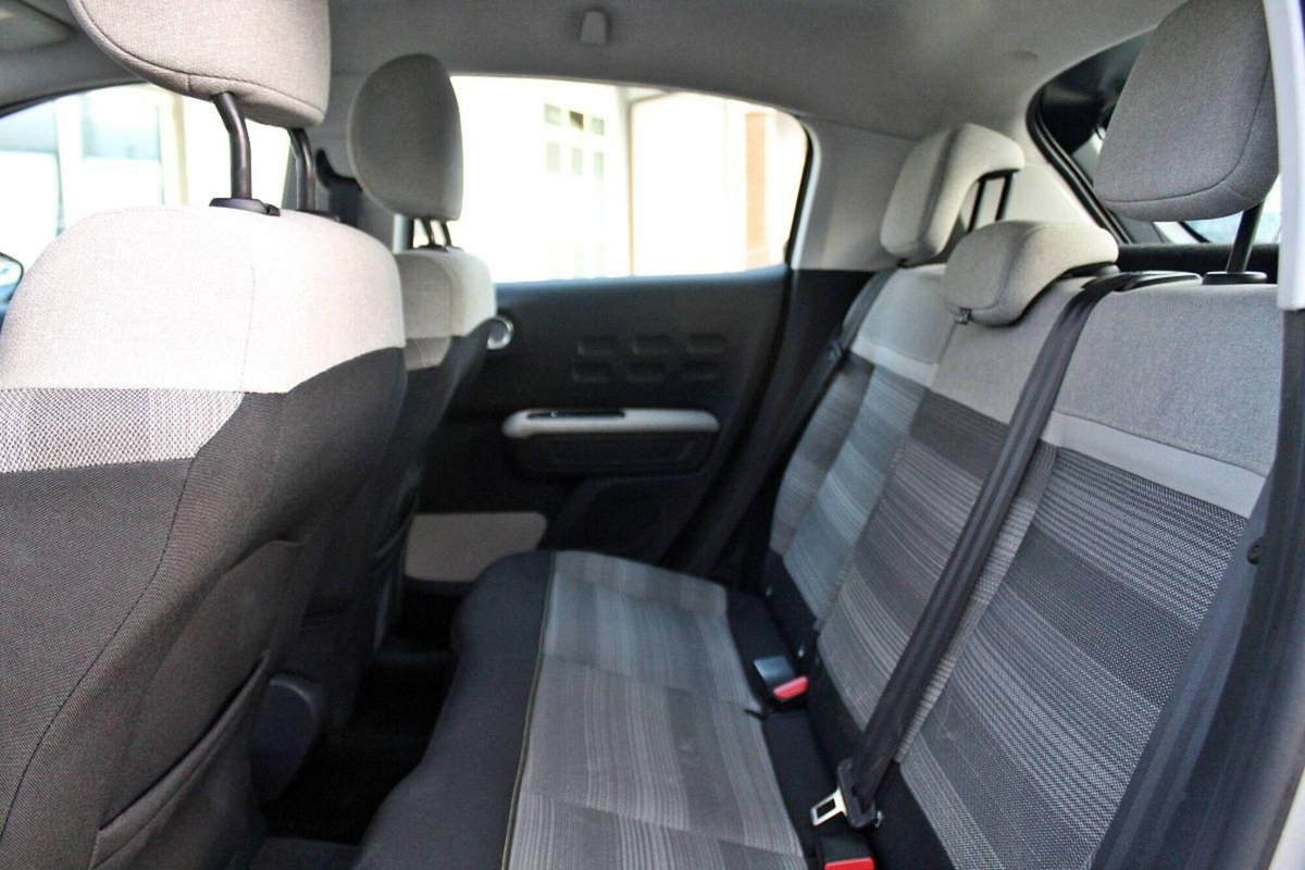 Citroen C3 BlueHDi 75 S&S Shine (18)