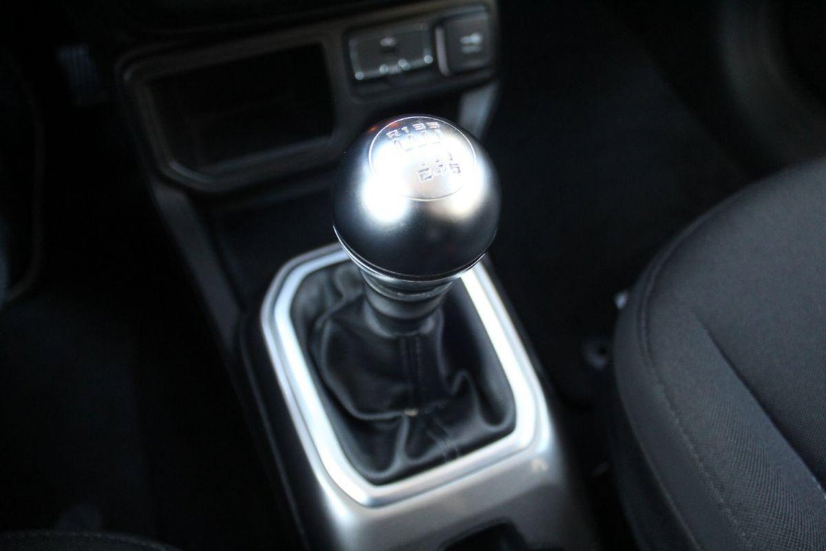 Jeep Renegade 1.6 Mjt 130 CV S (15)