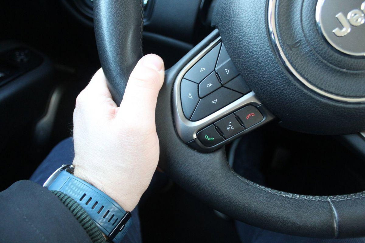 Jeep Renegade 1.6 Mjt 130 CV S (16)