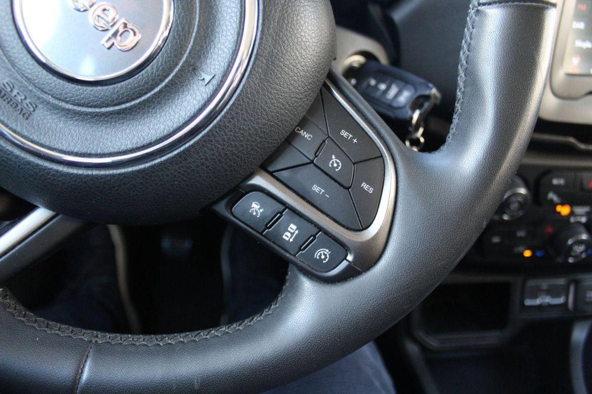 Jeep Renegade 1.6 Mjt 130 CV S (17)