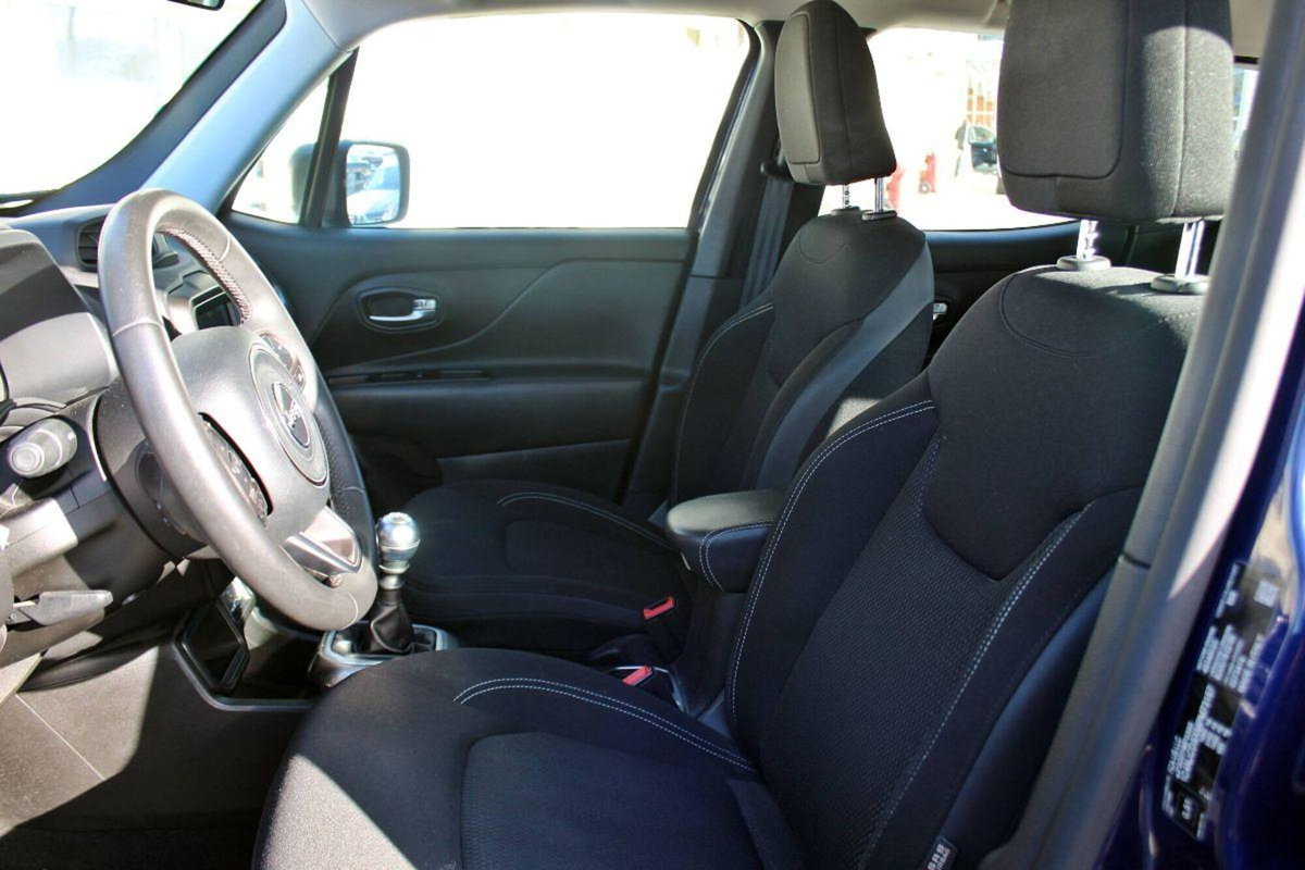 Jeep Renegade 1.6 Mjt 130 CV S (9)