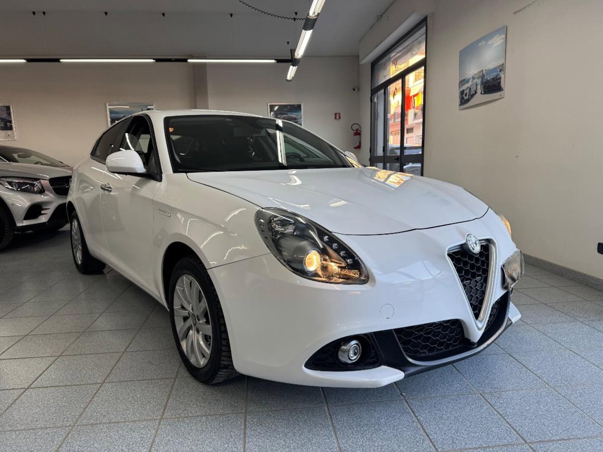 Alfa Romeo Giulietta 1.6 JTDm Super 120cv tct (3)