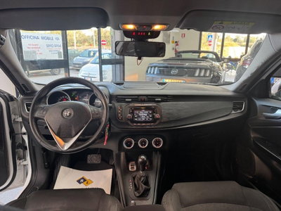 Alfa Romeo Giulietta 1.6 JTDm Super 120cv tct (9)