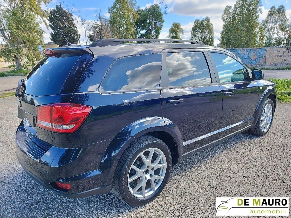 Fiat Freemont 2.0 Multijet 140 CV Urban (13)