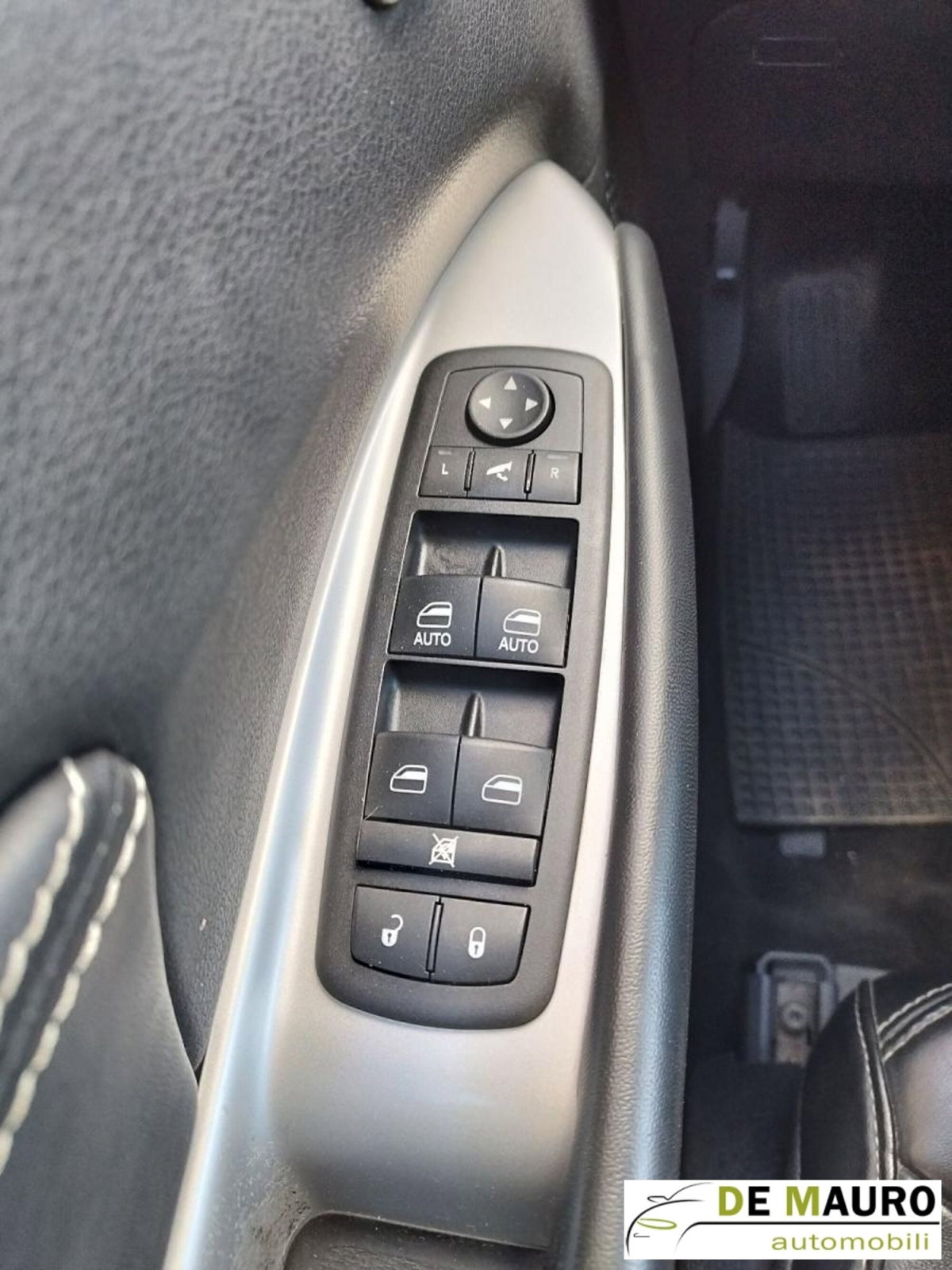 Fiat Freemont 2.0 Multijet 140 CV Urban (18)