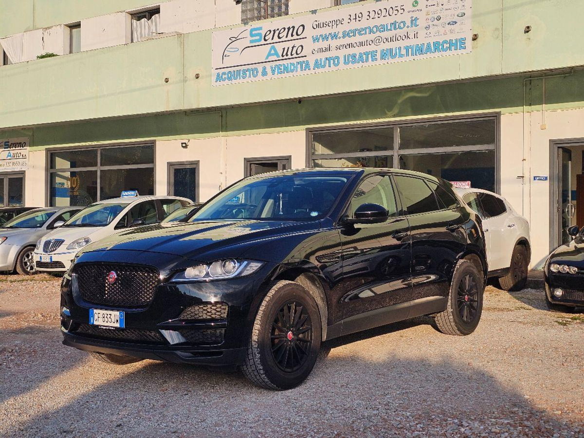 Jaguar F-Pace 2.0 D 180 CV Portfolio (4)
