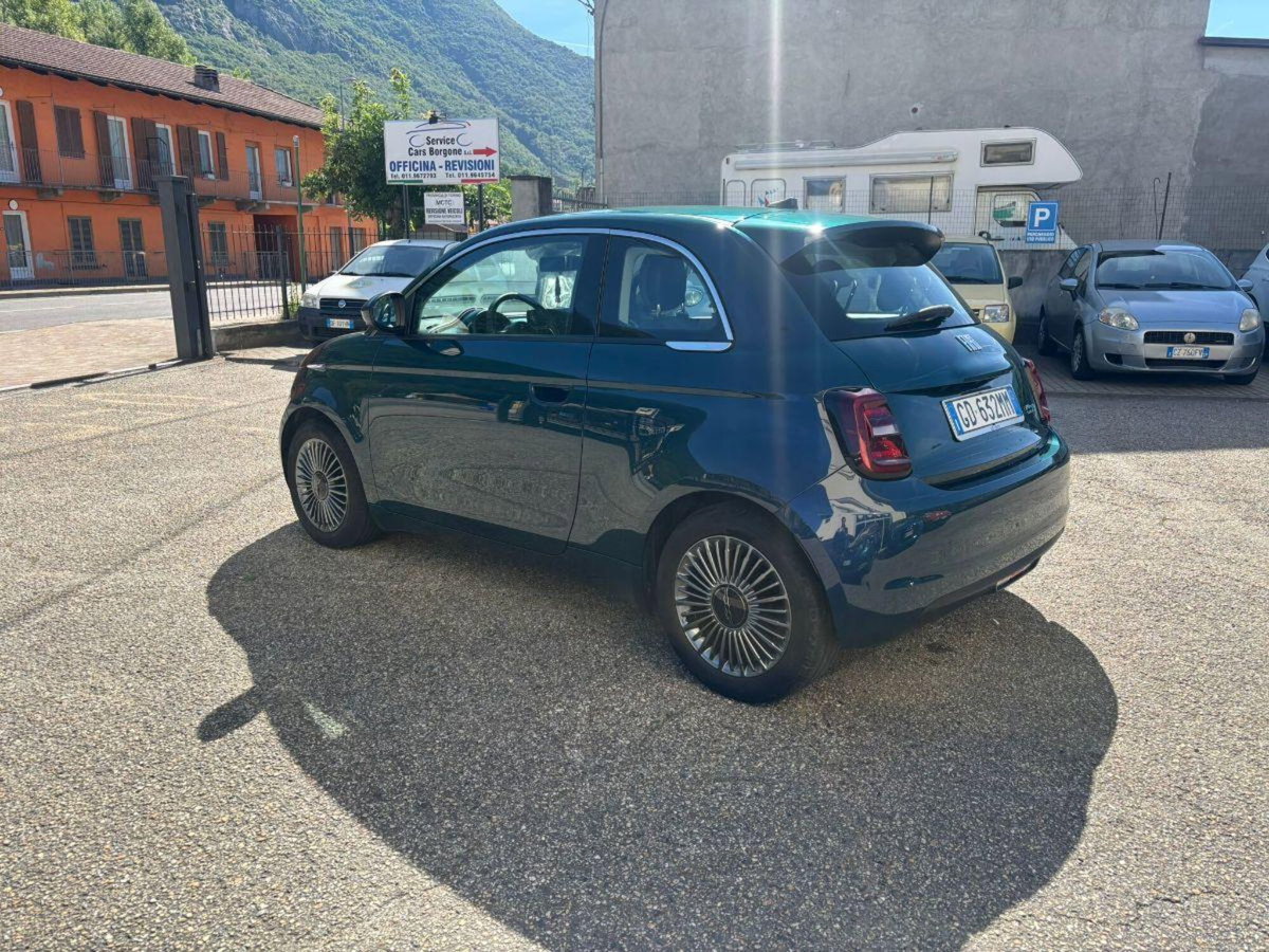 Fiat 500 Cabrio e Cabrio 42 kWh La Prima II (2)