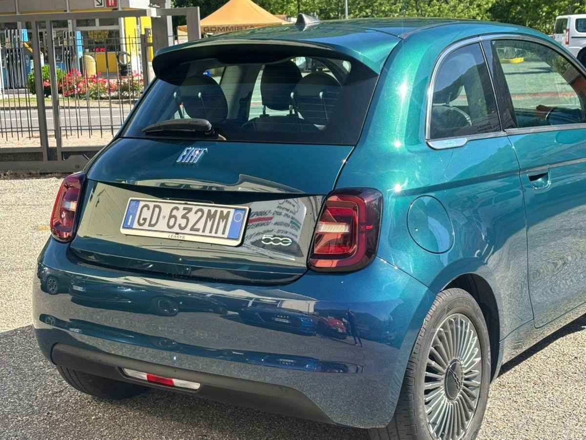 Fiat 500 Cabrio e Cabrio 42 kWh La Prima II (3)
