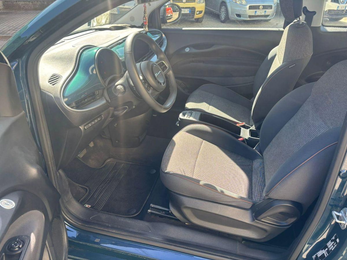 Fiat 500 Cabrio e Cabrio 42 kWh La Prima II (9)