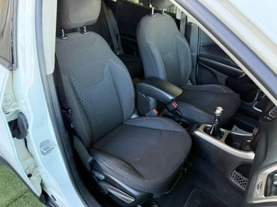 Jeep Compass 1.6 Multijet II 2WD Business (10)