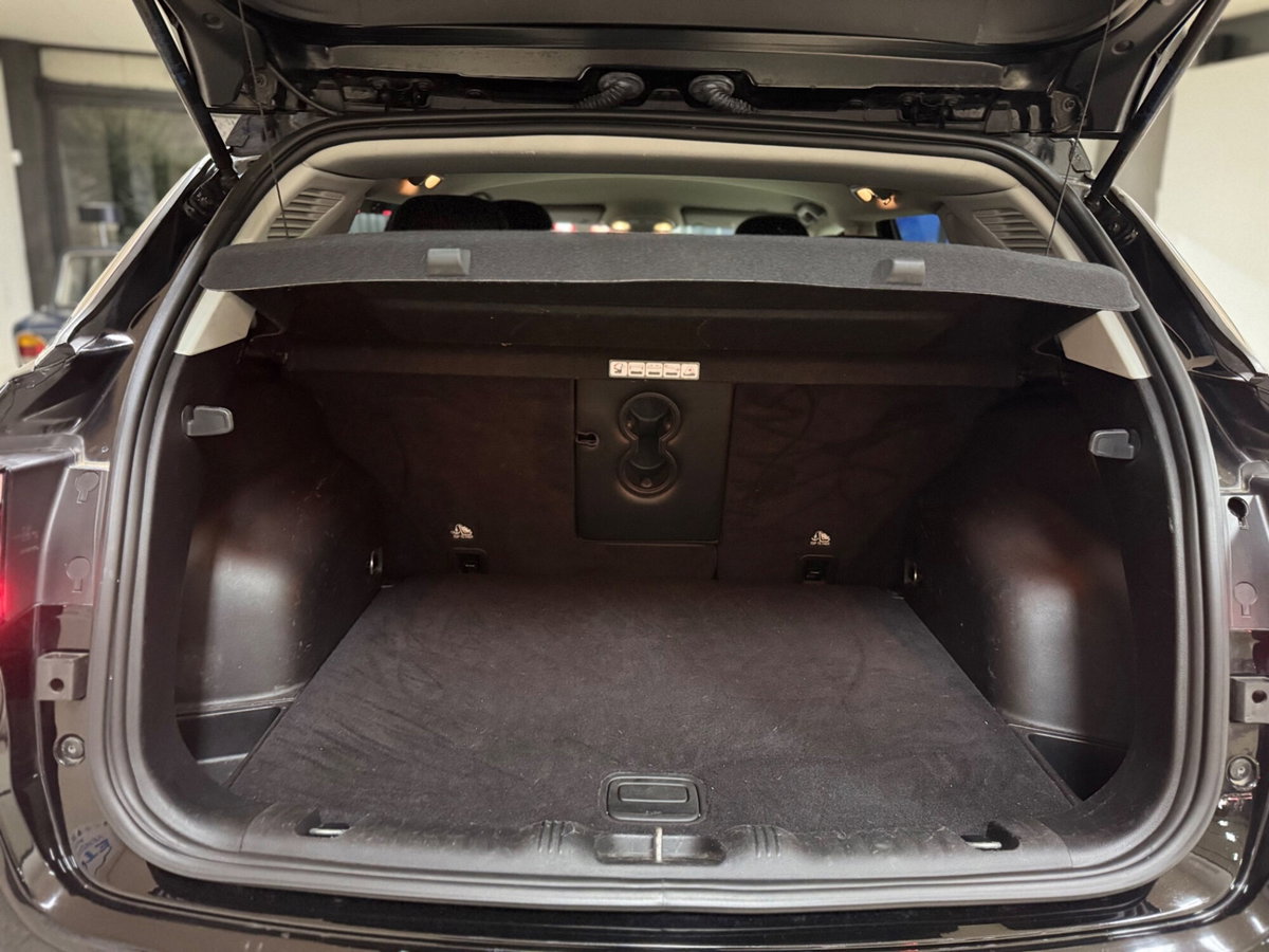 Jeep Compass 2.0 Multijet II aut. 4WD Limited (7)