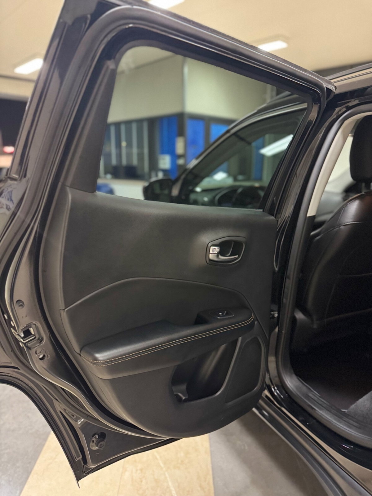 Jeep Compass 2.0 Multijet II aut. 4WD Limited (9)