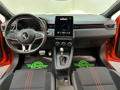 Renault Clio Full Hybrid E-Tech 140 CV 5 porte R.S. Line (2)