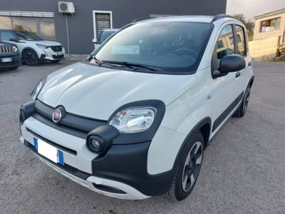 Fiat Panda Cross 1.0 firefly hybrid Cross s&s 70cv 5p.ti usata