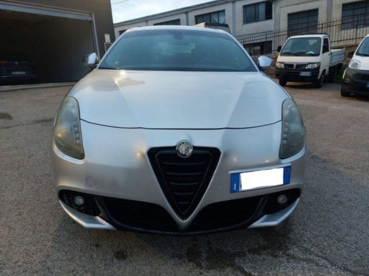 Alfa Romeo Giulietta 2.0 JTDm-2 Exclusive 140cv (3)