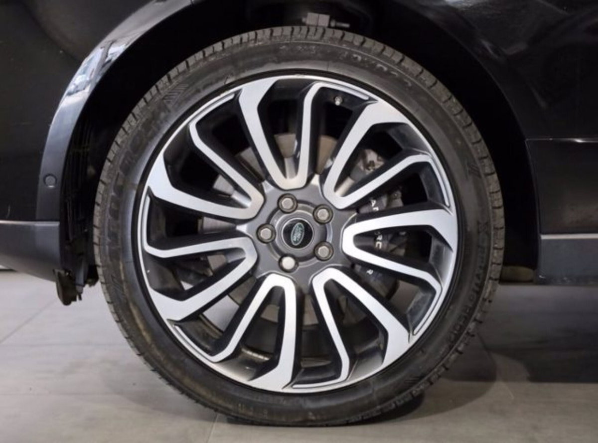 Land Rover Range Rover 3.0D l6 Autobiography (5)