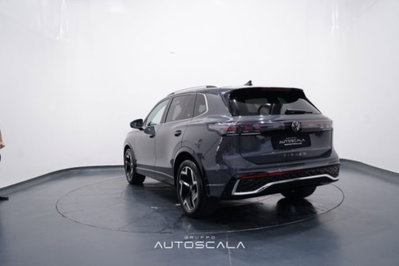Volkswagen Tiguan Allspace 2.0 tdi R-Line 150cv dsg (4)