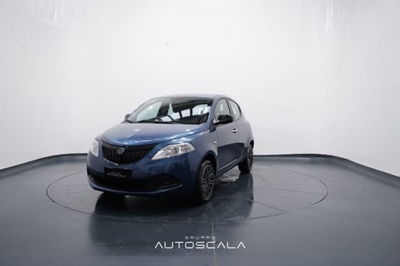 Lancia Ypsilon 1.0 FireFly 5 porte S&S Hybrid Silver Plus usata