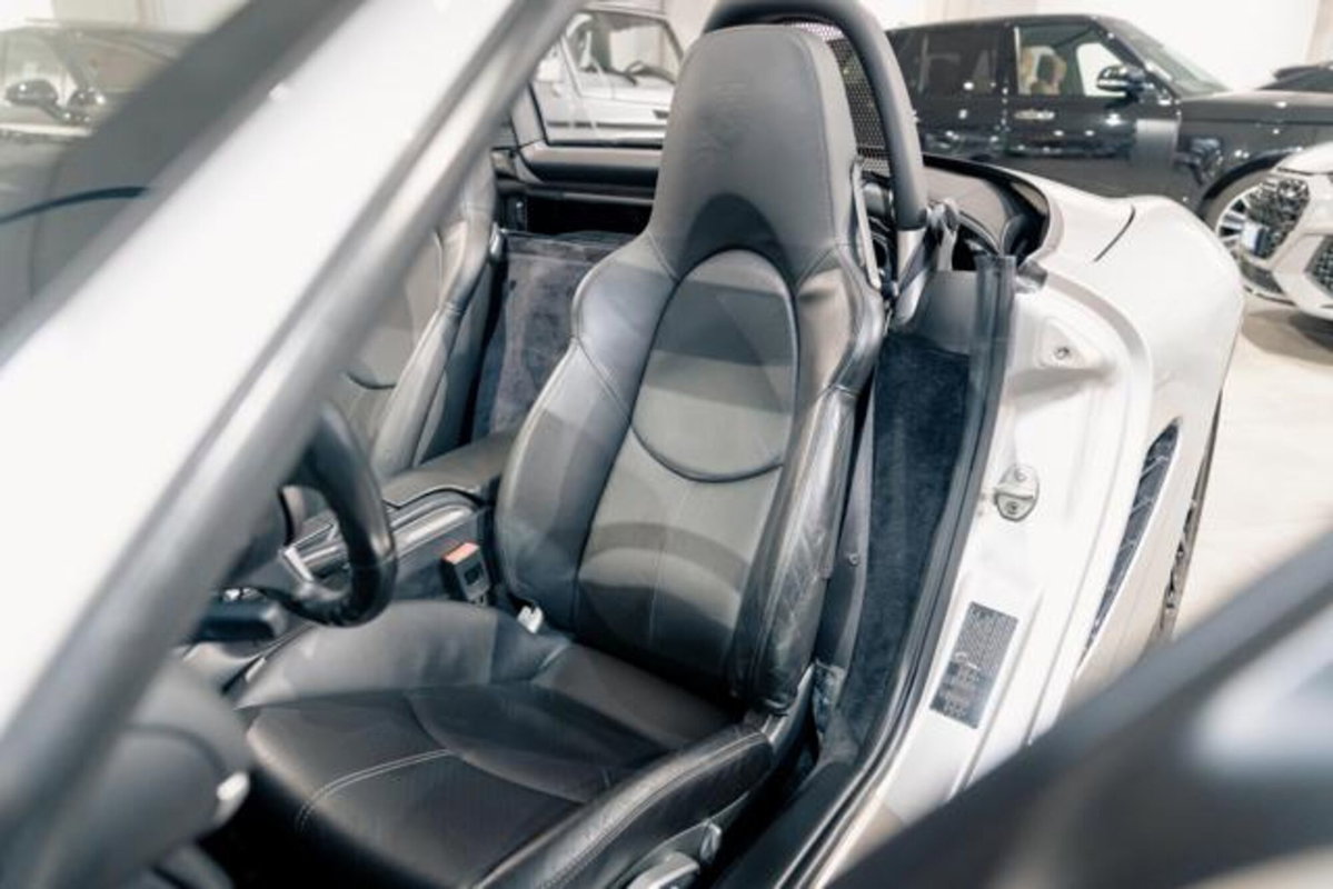 Porsche Boxster 3.4 24V S (9)