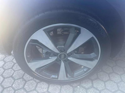 Audi A1 allstreet 30 1.0 tfsi Identity Contrast 116cv s tronic (12)