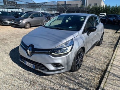 Renault Clio dCi 8V 90 CV 5 porte Moschino Intens usata