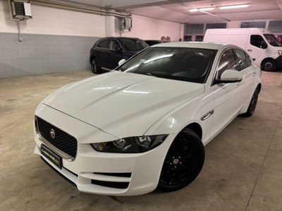 Jaguar XE 2.0 D 180 CV aut. Pure usata