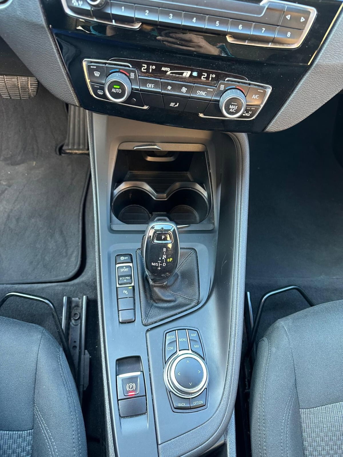 BMW X1 sDrive18d Business Advantage (15)