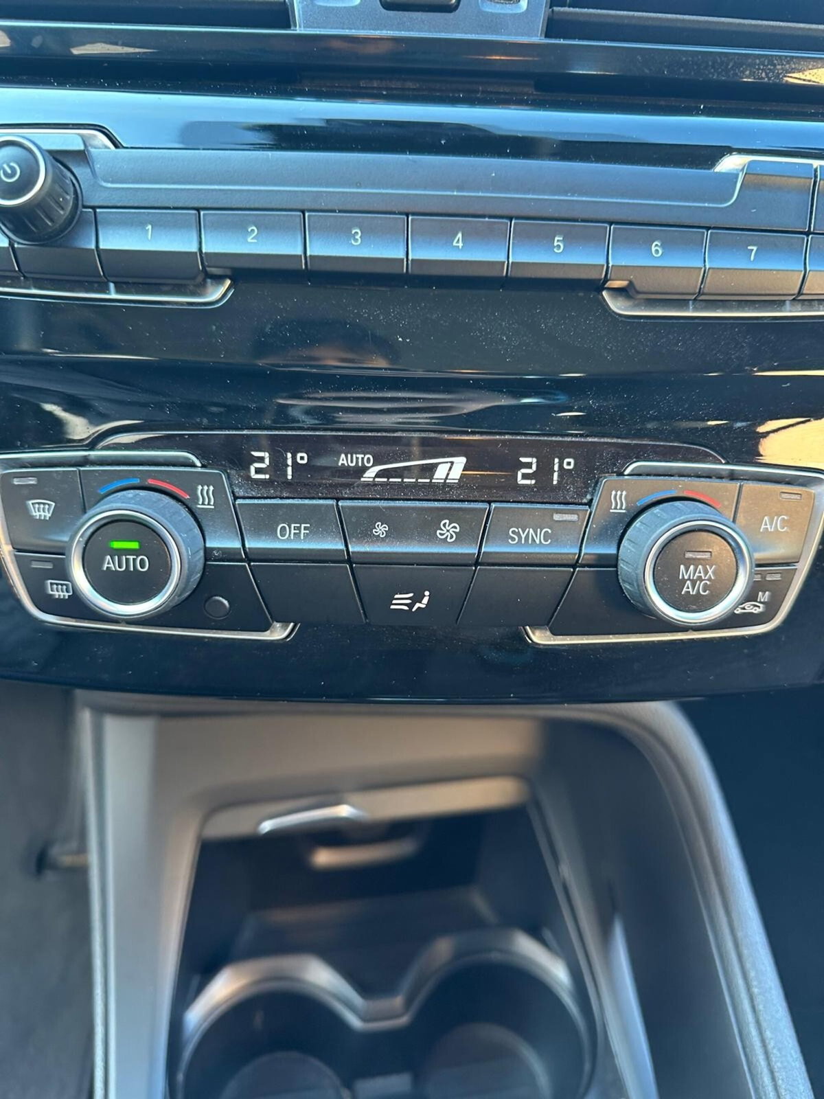 BMW X1 sDrive18d Business Advantage (17)